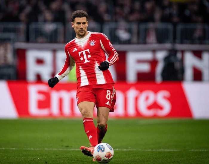 拜仁总监宣布格雷茨卡今夏离队，球员曾表达留队意愿