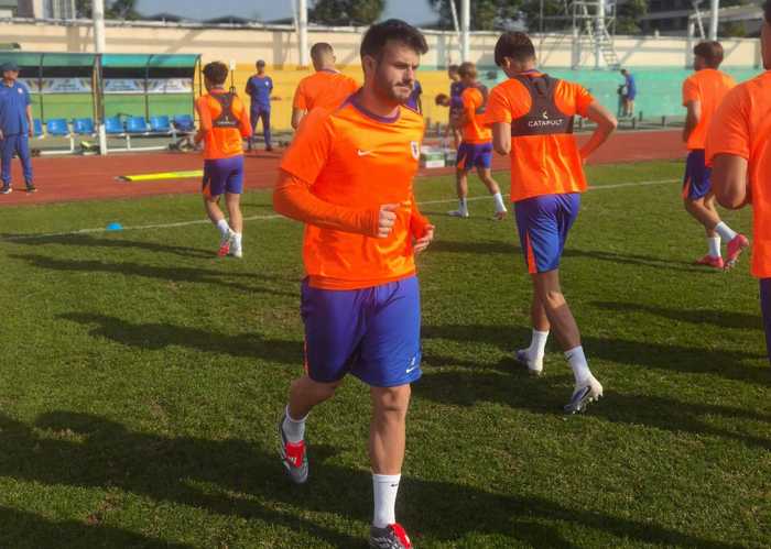 报价1200万欧外援被拒 泰山至少没混日子 后卫有大鱼？彭啸盼成国脚