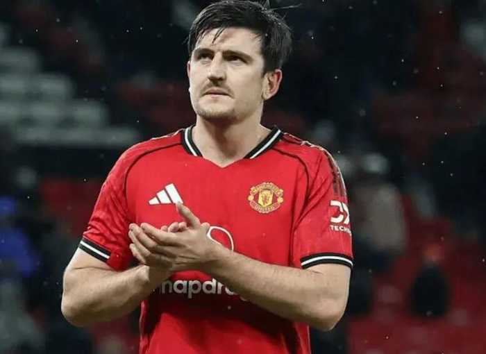 曼联希望马奎尔留队，球员面临多份邀约