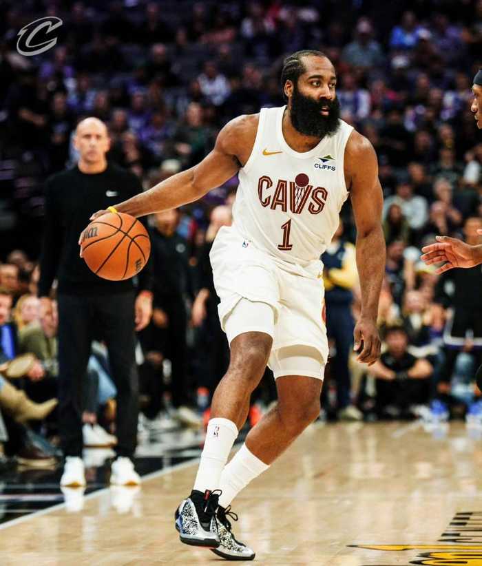 议起复盘丨两年8000万哪里贵了？哈登用四连胜给出最硬回应