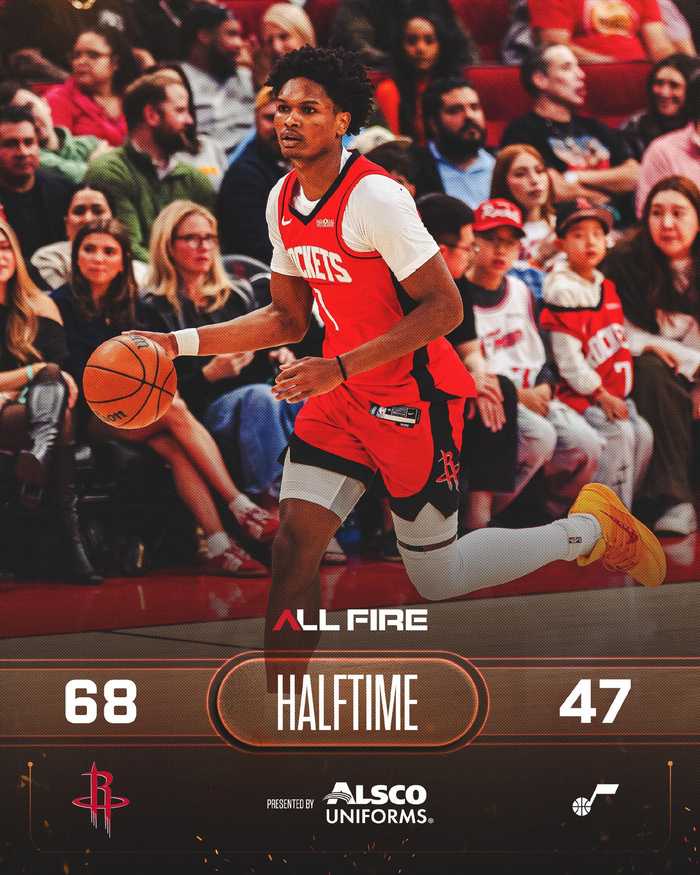 火箭半场68-47领先爵士，史密斯22分领跑
