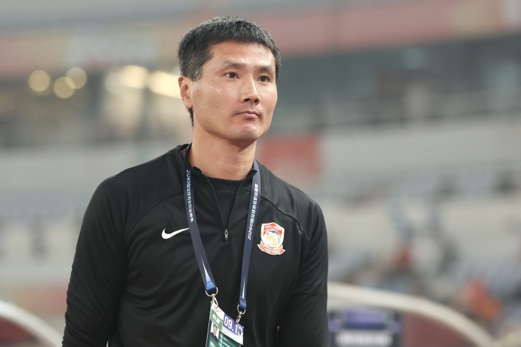 记者：本土的一批少帅，开始在本赛季全方位证明自己